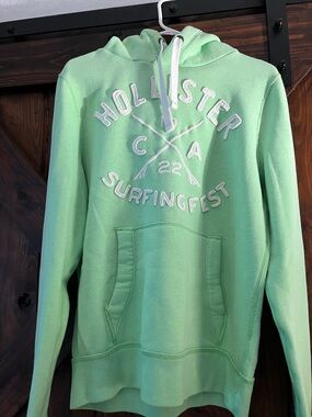 Hollister Light Mint Green Hooded Pullover